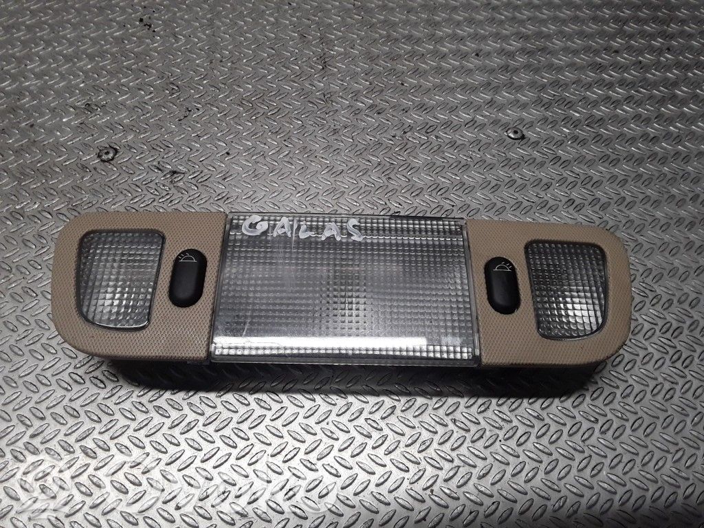 Peugeot 607 Lampka podsufitki tylna 