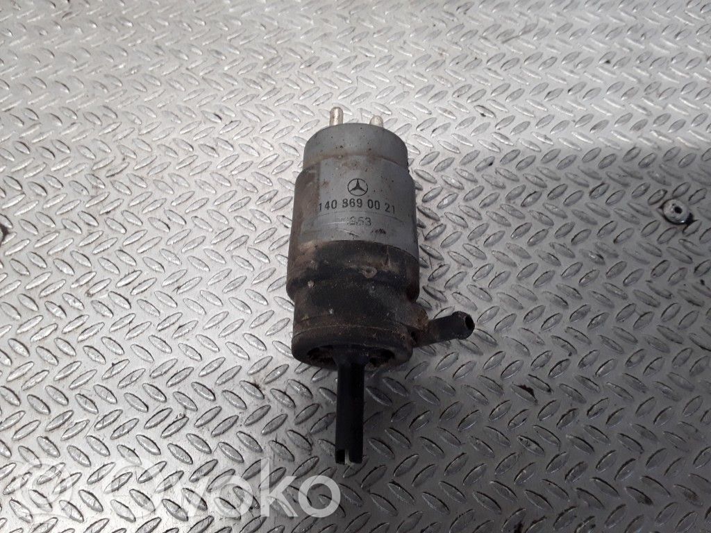 Mercedes-Benz S W140 Windscreen/windshield washer pump 
