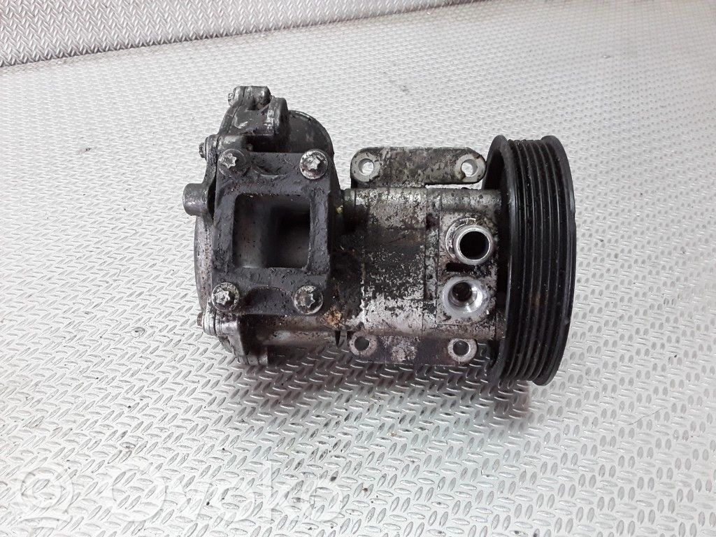 Bomba de dirección hidráulica   6756611