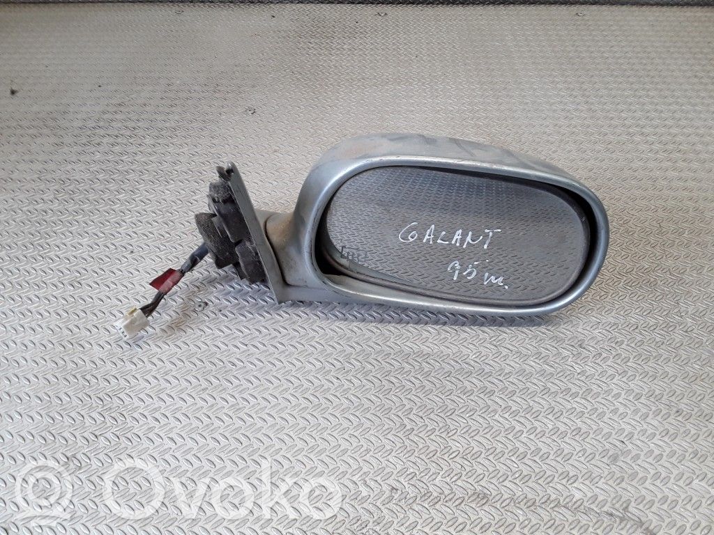 Mitsubishi Galant Front door electric wing mirror 