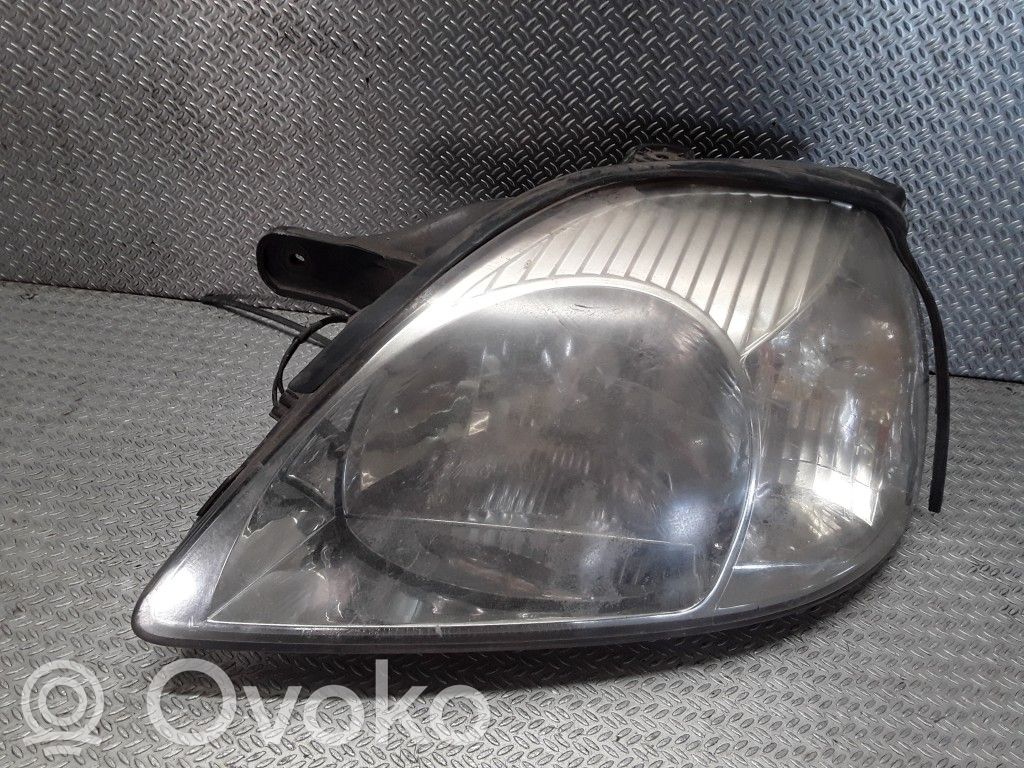 KIA Rio Scheinwerfer 