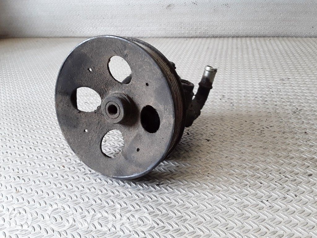 Opel Sintra Ohjaustehostimen pumppu 
