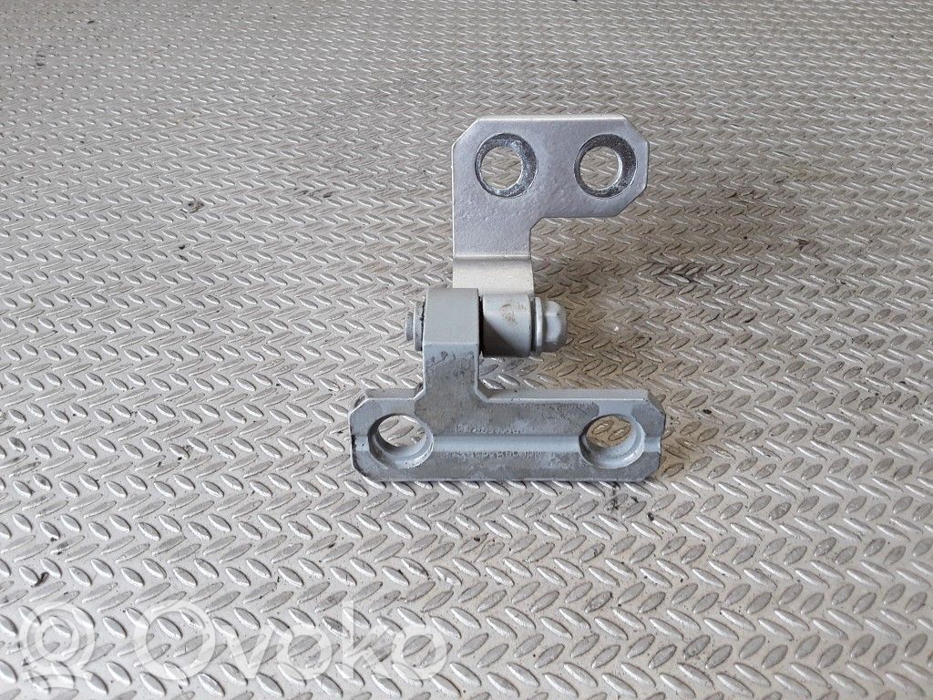 Volkswagen Phaeton Front door upper hinge 