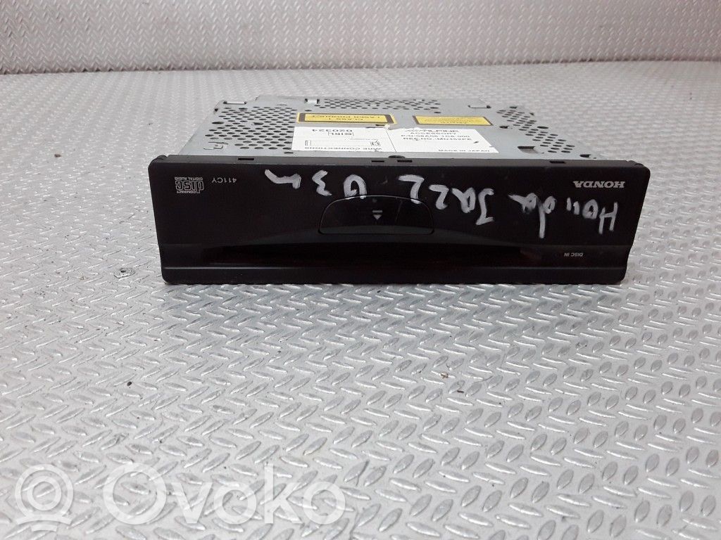 Radio / CD-Player / DVD-Player / Navigation   MD452PE