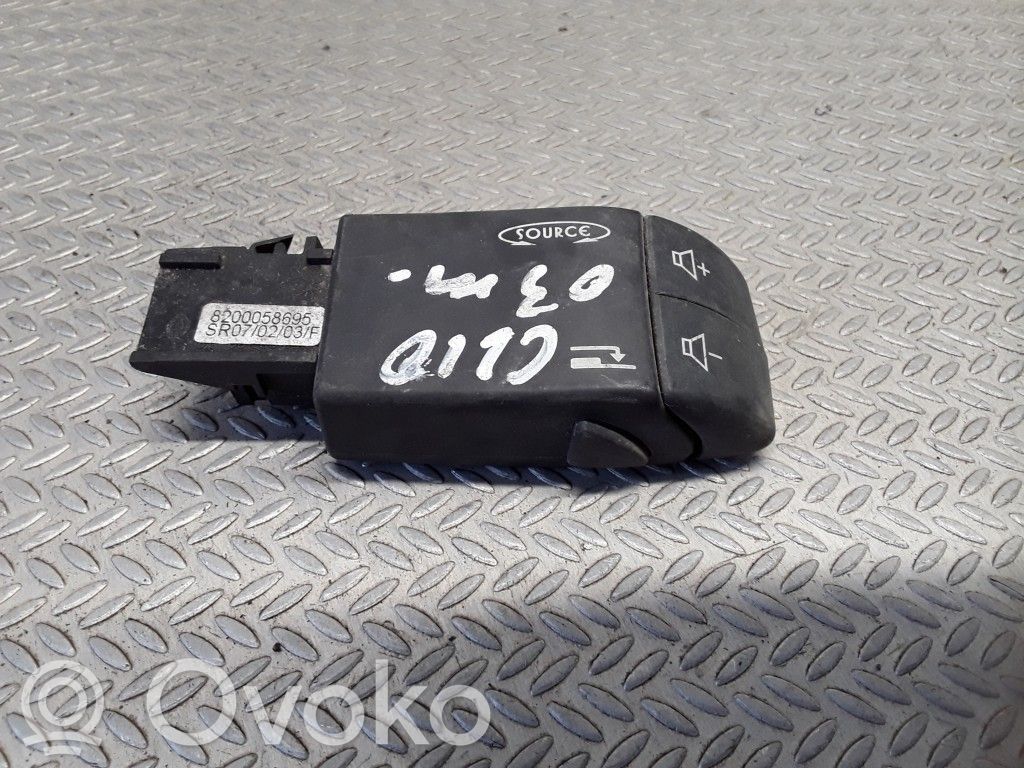 Renault Clio II Sound control switch 
