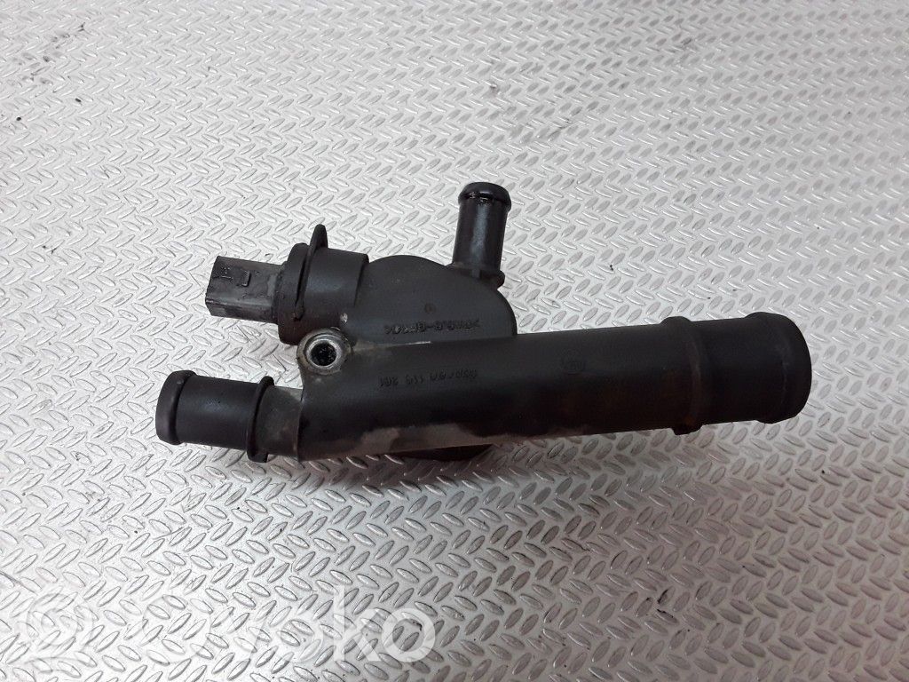 Engine coolant pipe/hose
