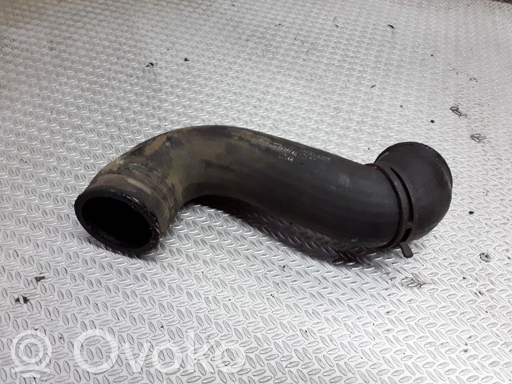 Interkūlera šļūtene (-es) / caurule (-es)   95VW9B614AB