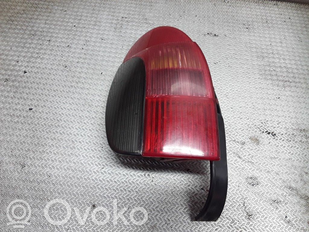 Peugeot 306 Luci posteriori 