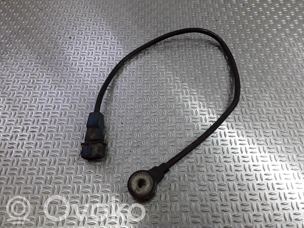 Audi A4 S4 B5 8D Detonation knock sensor 