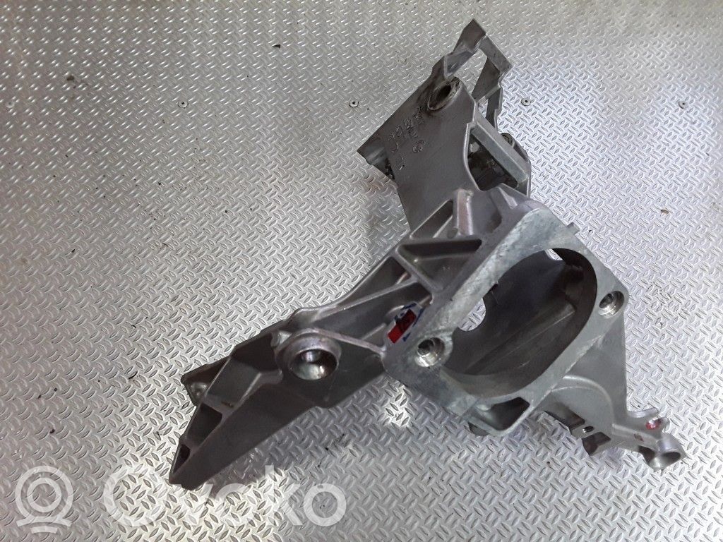 Audi A6 Allroad C5 Assemblage, support pédale d'embrayage 