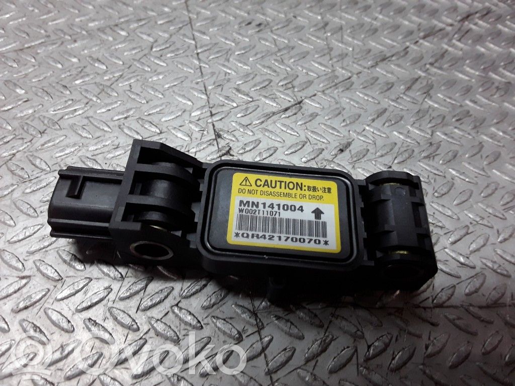 Mitsubishi Grandis Sensor impacto/accidente para activar Airbag 