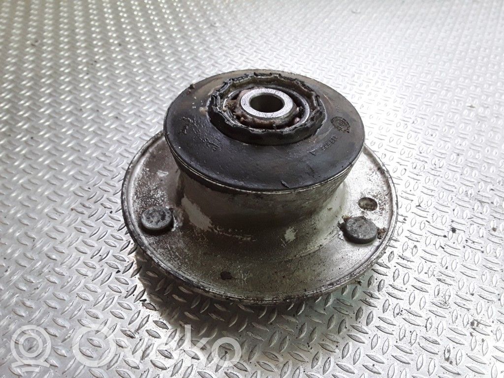 BMW 3 E46 Front upper strut mount 