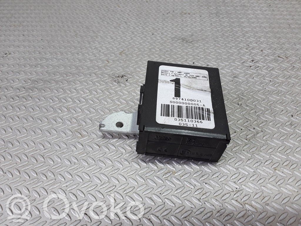 Toyota Yaris Door central lock control unit/module 
