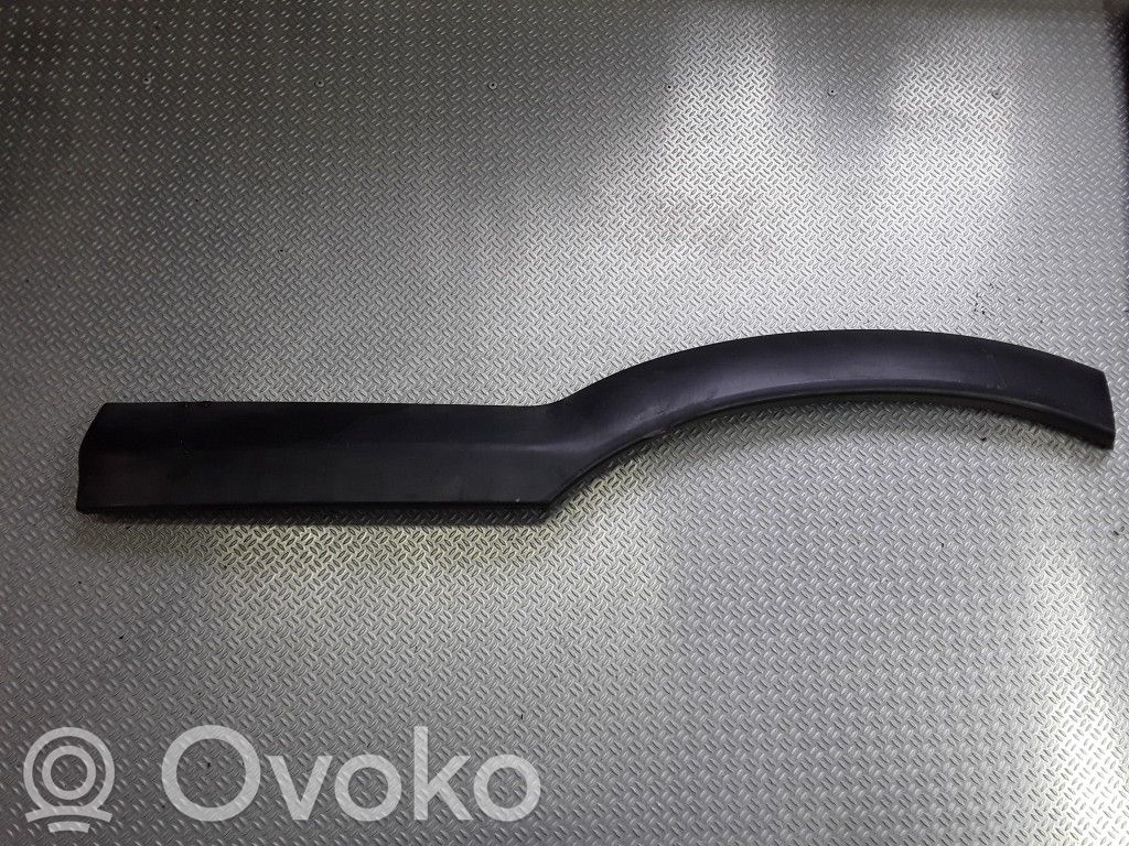 Opel Zafira A Listwa tylnego błotnika 