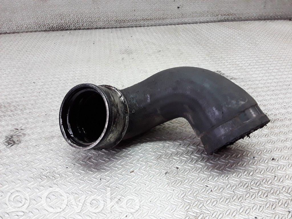 Intercooler hose/pipe