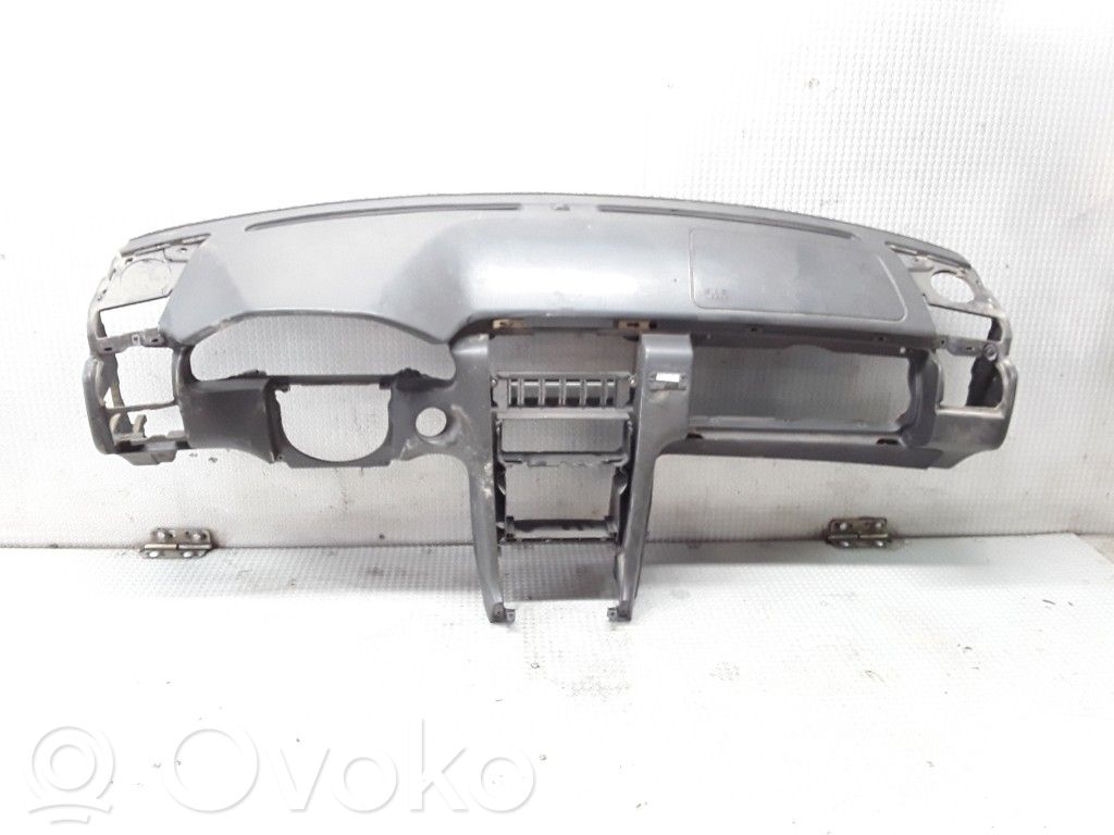 Mercedes-Benz E W210 Panel de instrumentos 