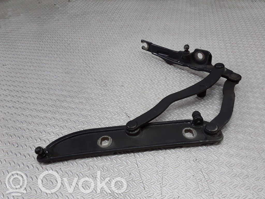 BMW 3 E46 Tailgate/trunk/boot hinge 