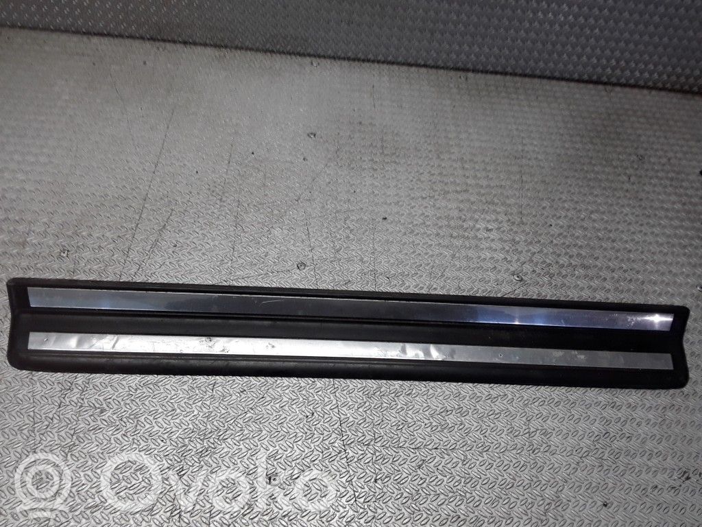 BMW 3 E46 Sivuhelman etulista 