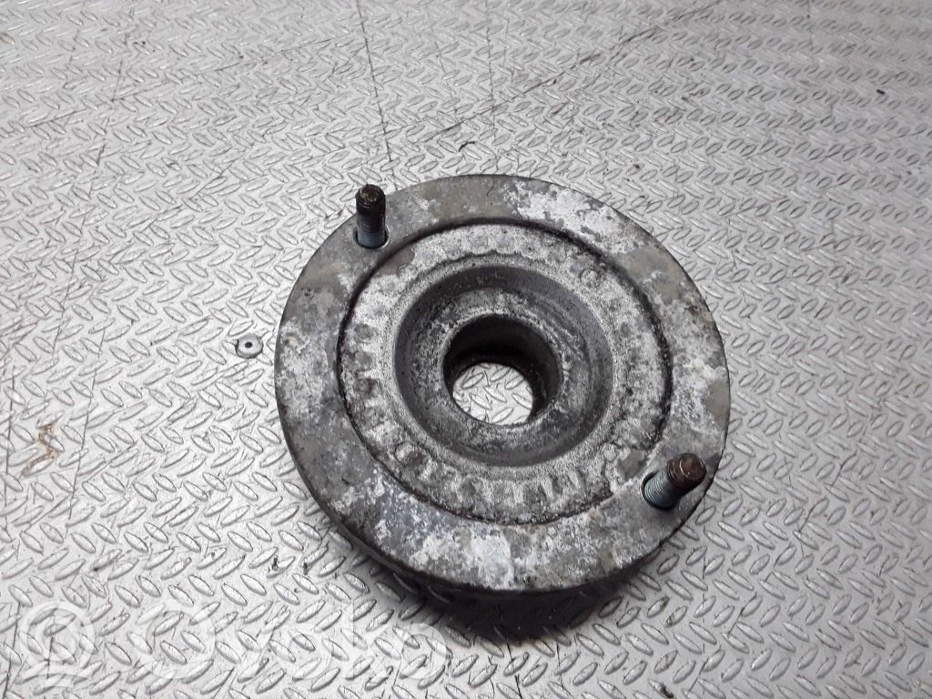 Coil spring mount   4D0412111A