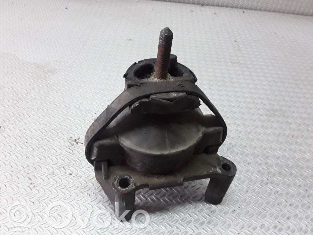 Saab 9-5 Engine mount bracket 