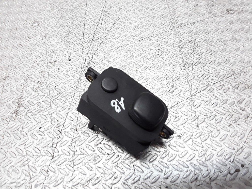 Audi A8 S8 D2 4D Steering wheel adjustment switch 