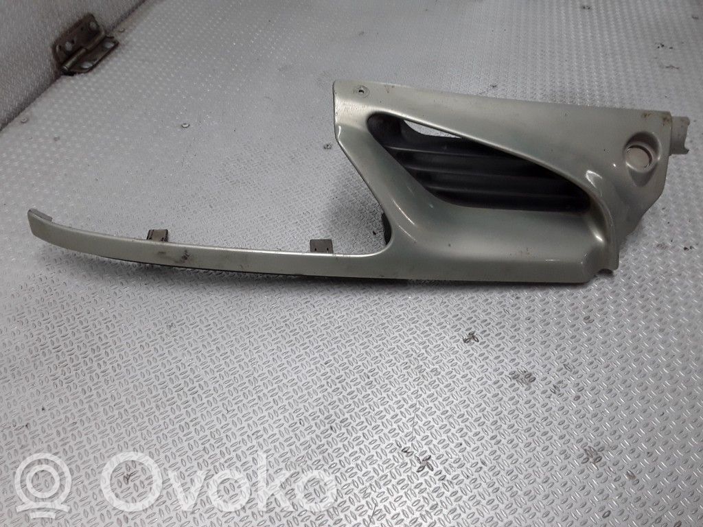 Renault Scenic I Верхняя решётка 