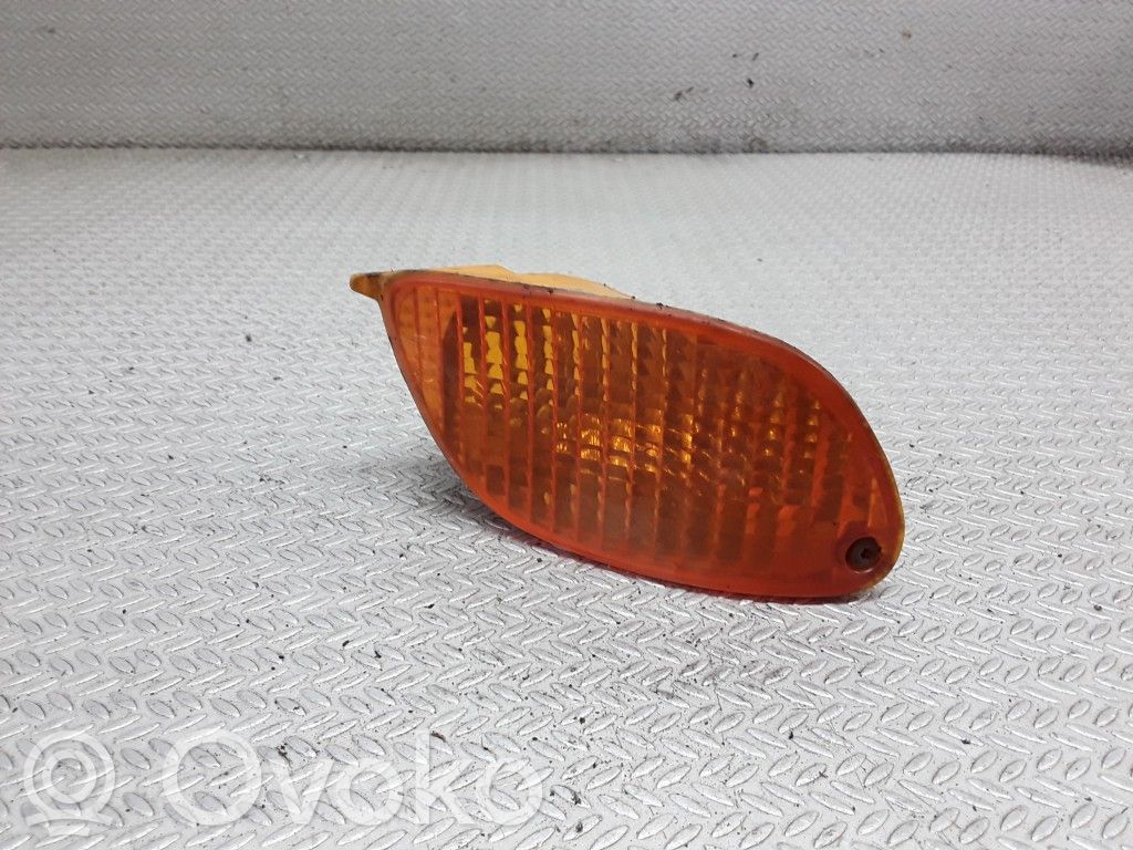 Ford Focus Front indicator light 