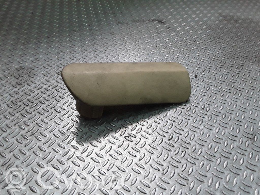 Engine bonnet (hood) release handle   3D1823533
