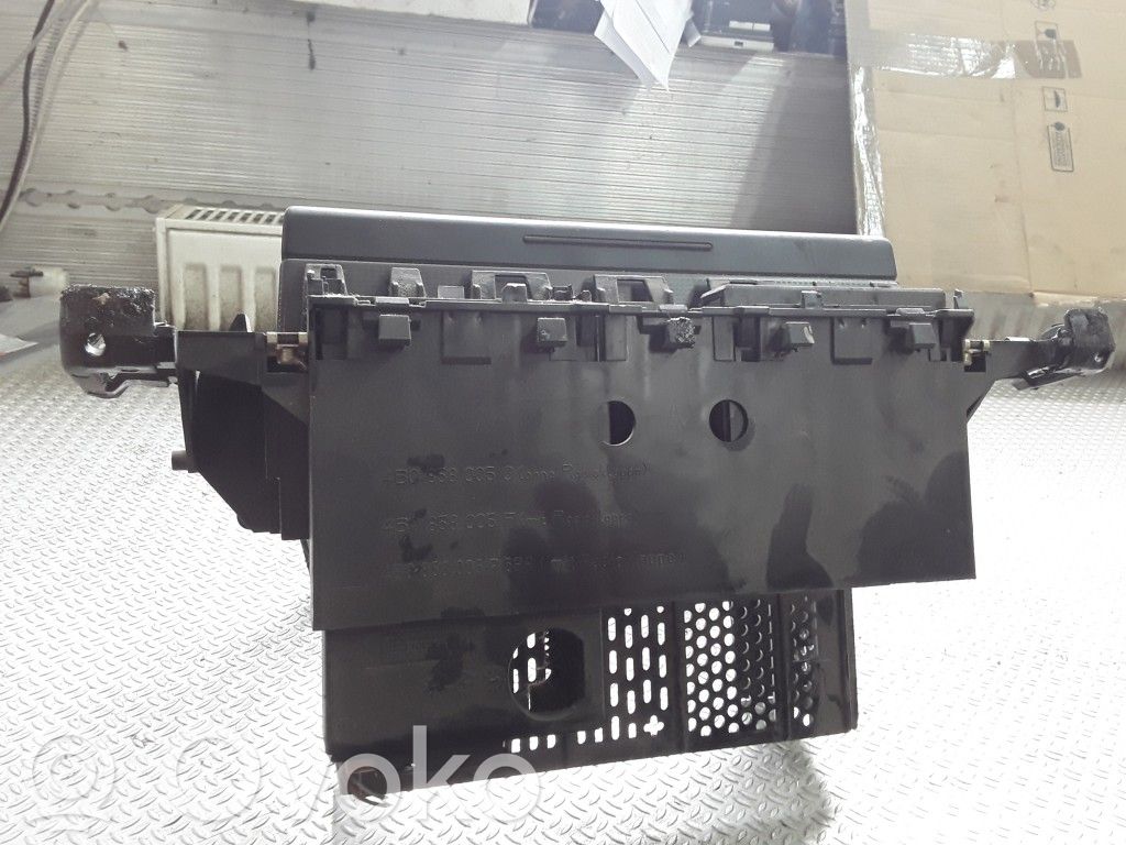 Audi A6 S6 C5 4B Kita salono detalė 