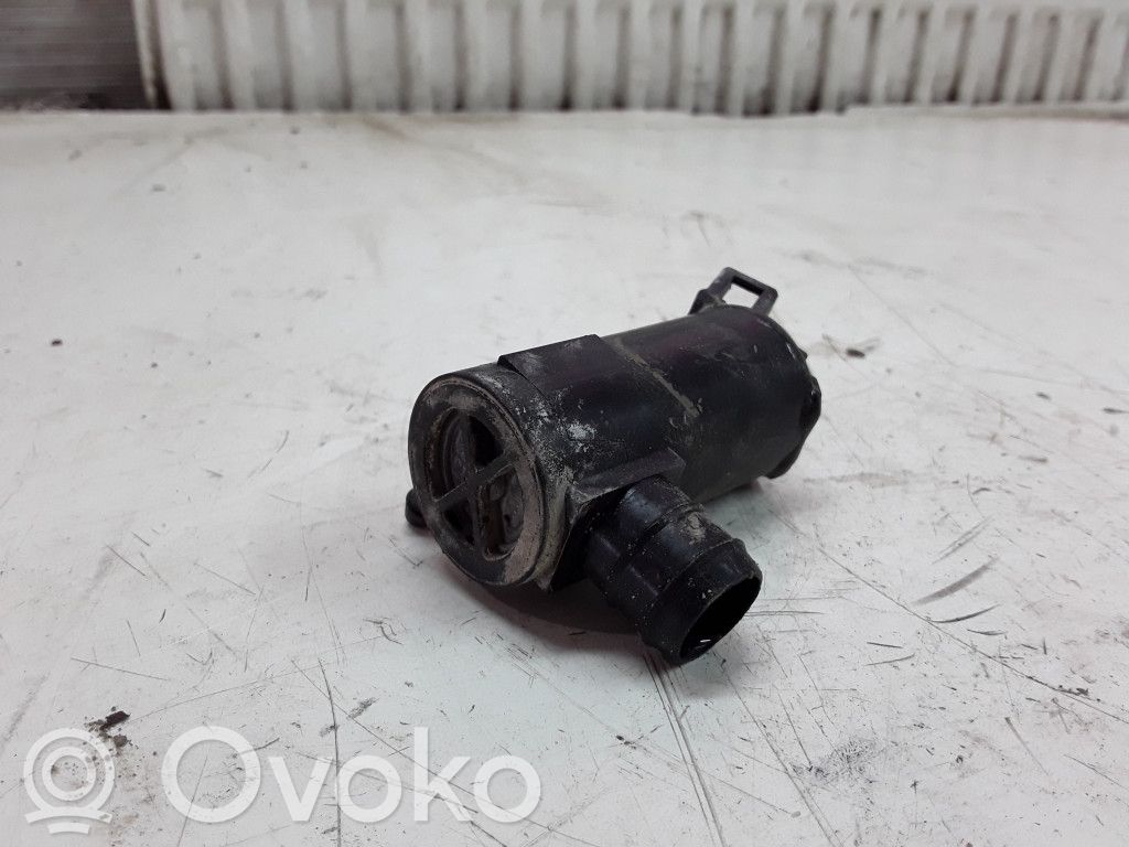 Ford Maverick Windscreen/windshield washer pump 