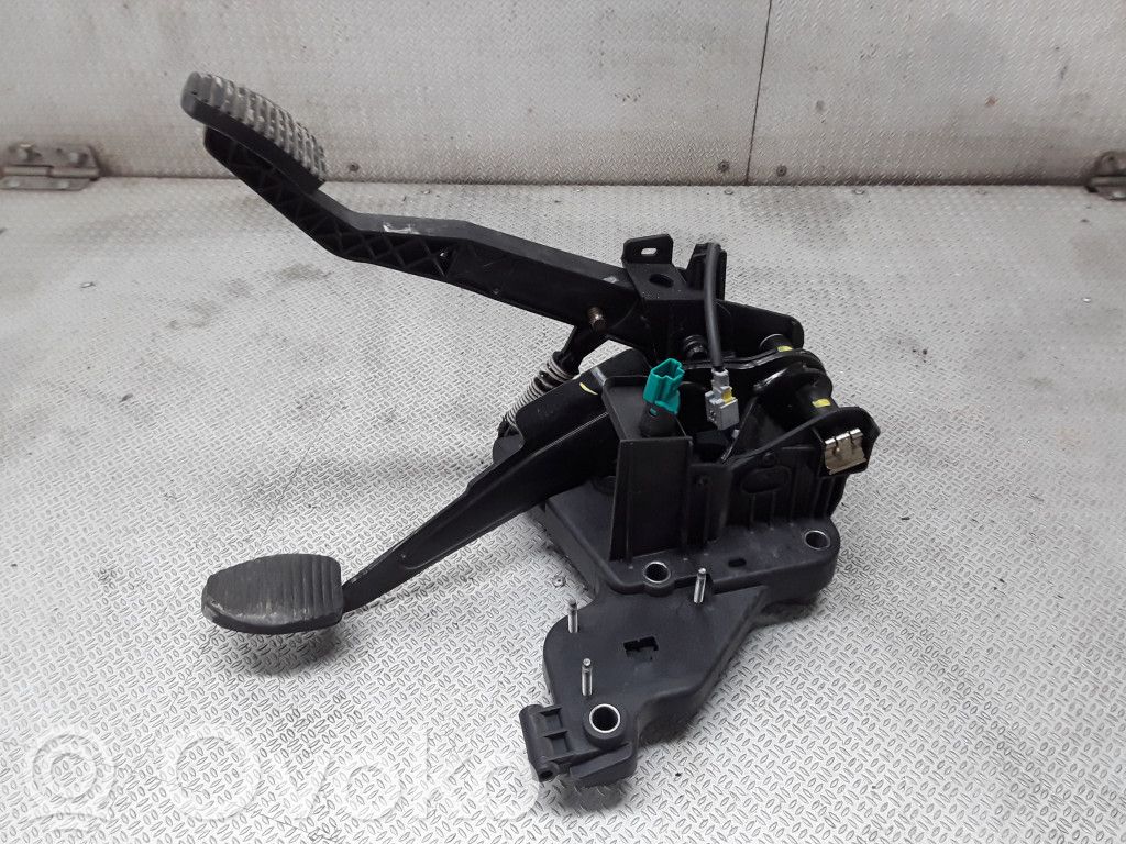 Peugeot 407 Assemblage pédale 