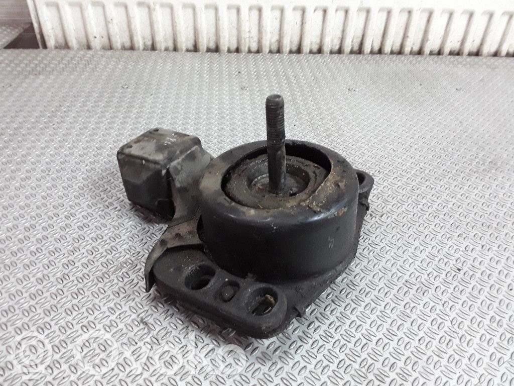 Renault Master II Engine mount bracket 