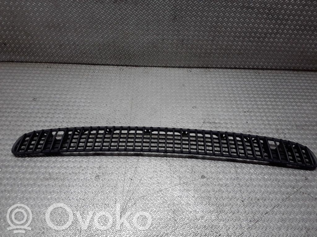 BMW 3 E46 Bonnet/hood grill 