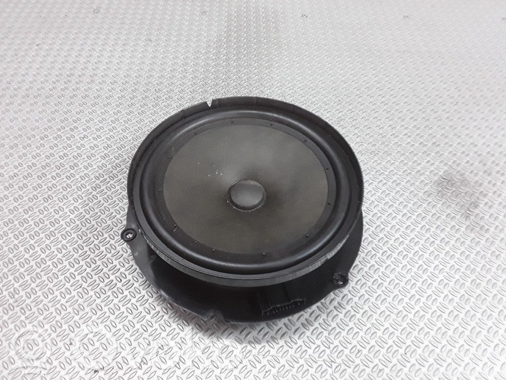 Volkswagen Golf Plus Altavoz de la puerta delantera 