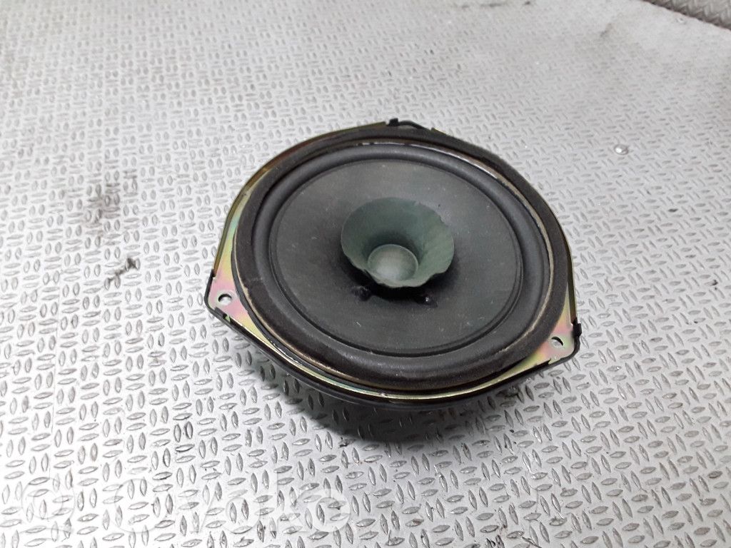 Enceinte de porte arrière   D35066960