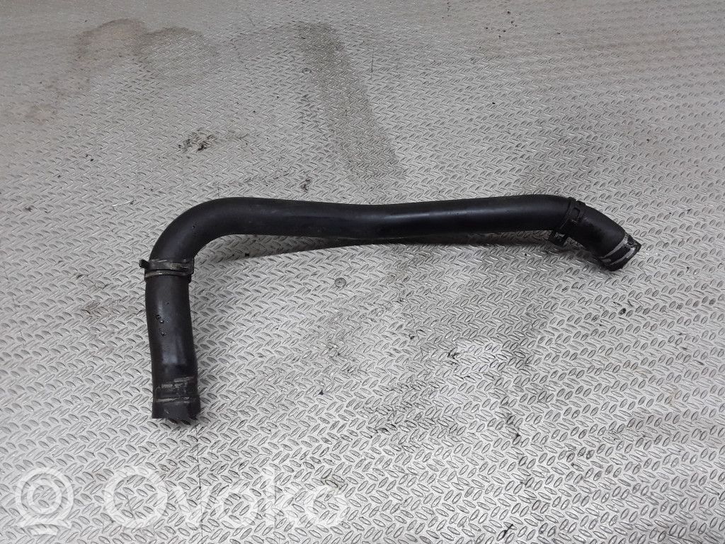 Engine coolant pipe/hose