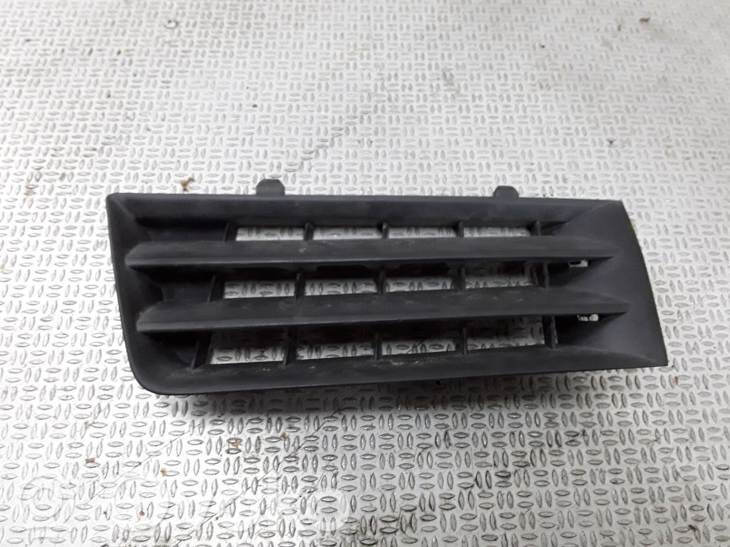 Renault Megane II Maskownica / Grill / Atrapa górna chłodnicy 