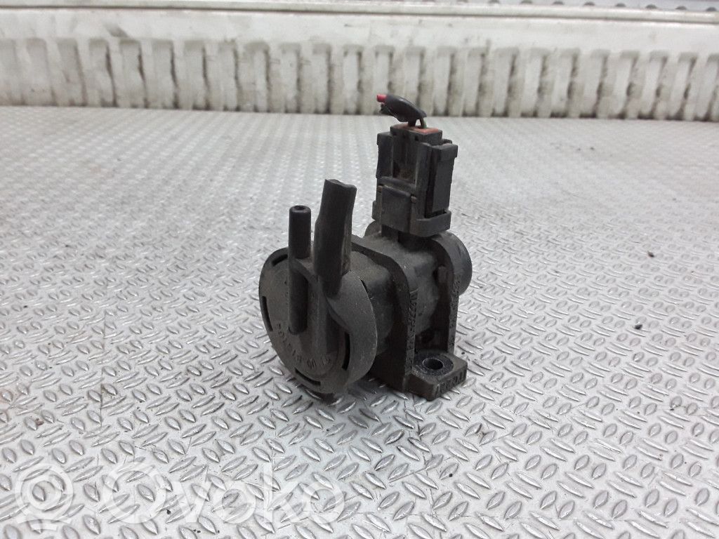 Volvo S40, V40 Solenoīda vārsts 