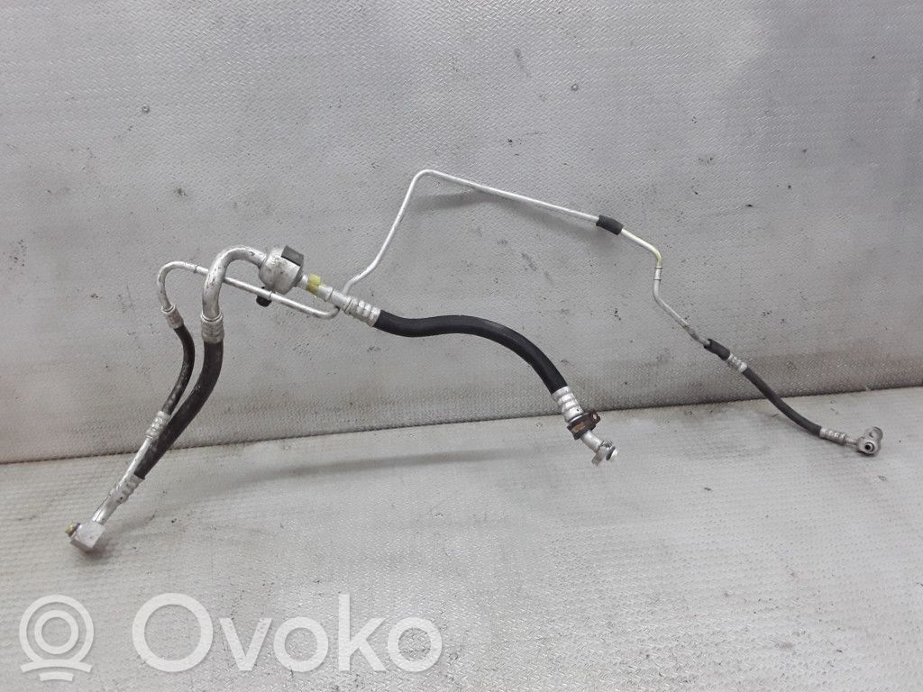 Air conditioning (A/C) pipe/hose