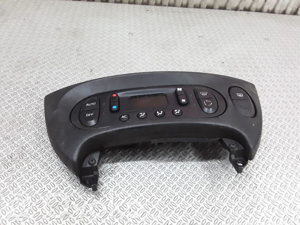Climate control unit   7700435400