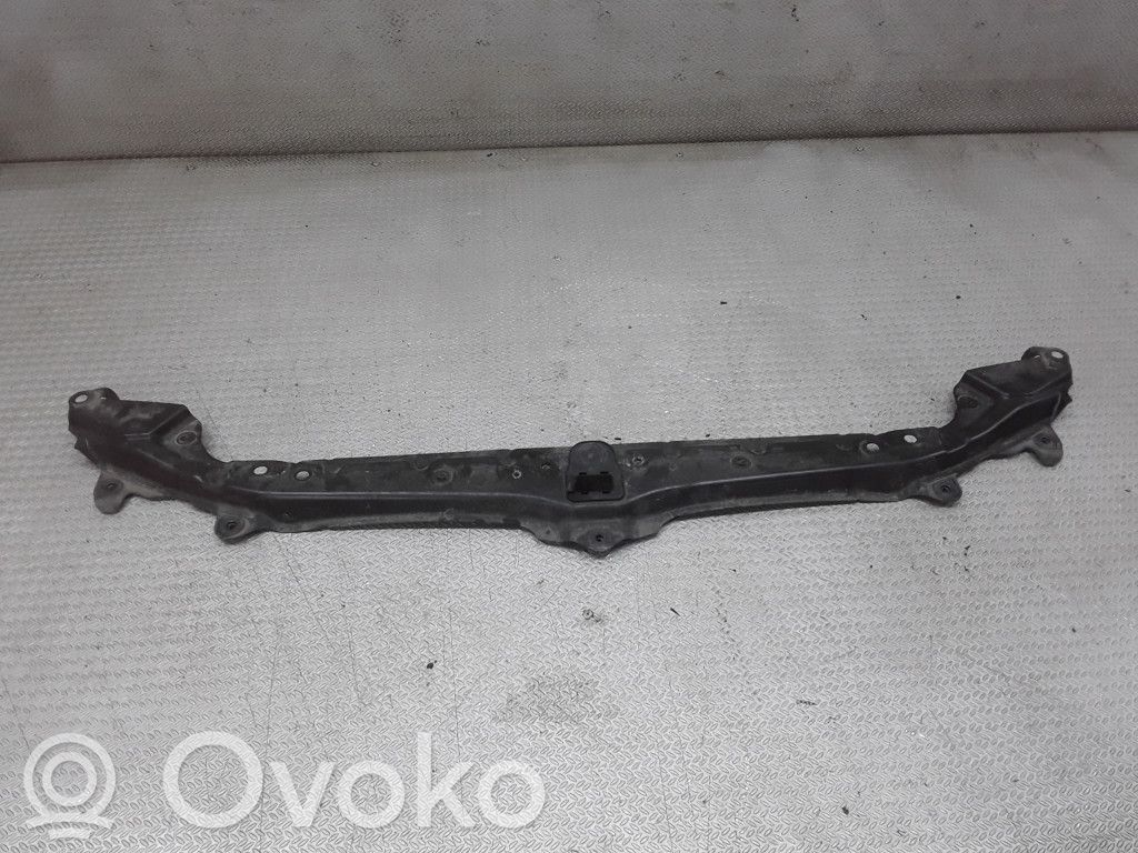 BMW 5 E60 E61 Radiatoru paneļa augšējā daļa (televizors) 