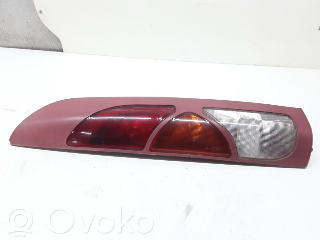 Rear/tail lights
