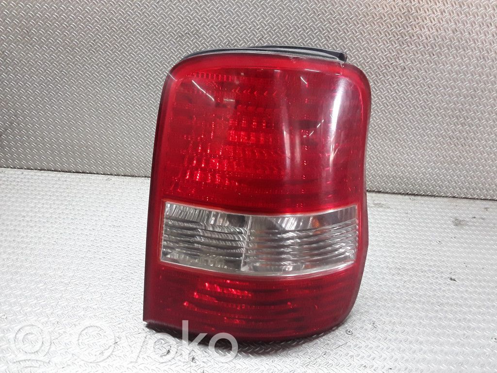KIA Carnival Rear/tail lights 