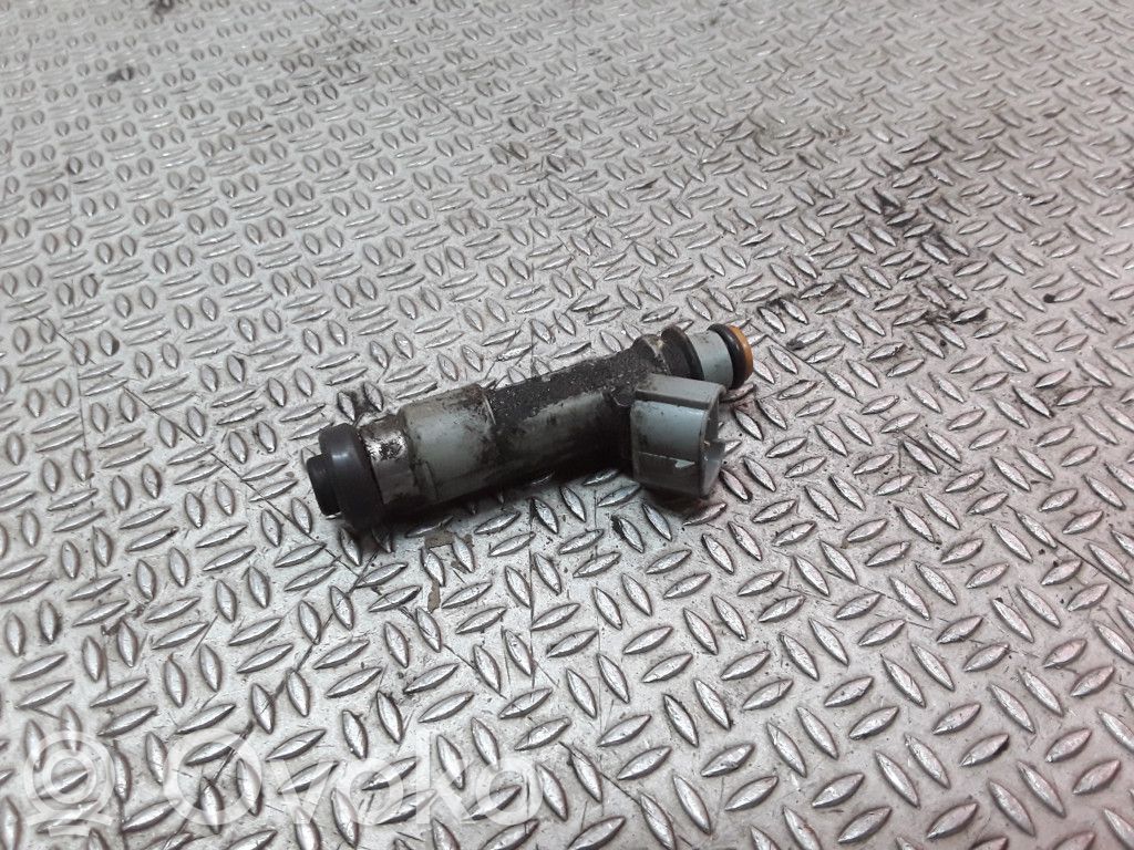 Suzuki Liana Inyector de combustible 