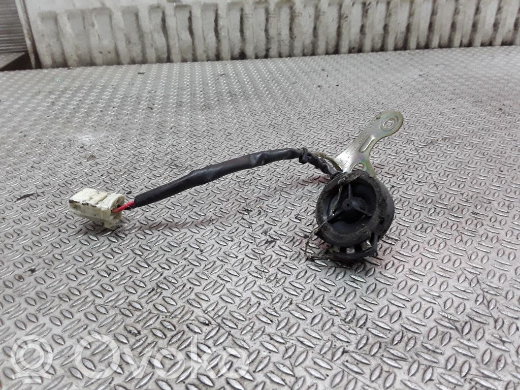 Toyota Corolla Verso E121 Etuoven diskanttikaiutin 
