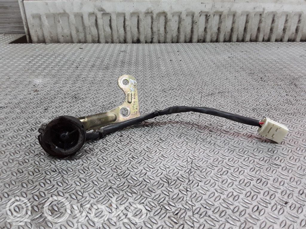 Toyota Corolla Verso E121 Etuoven diskanttikaiutin 