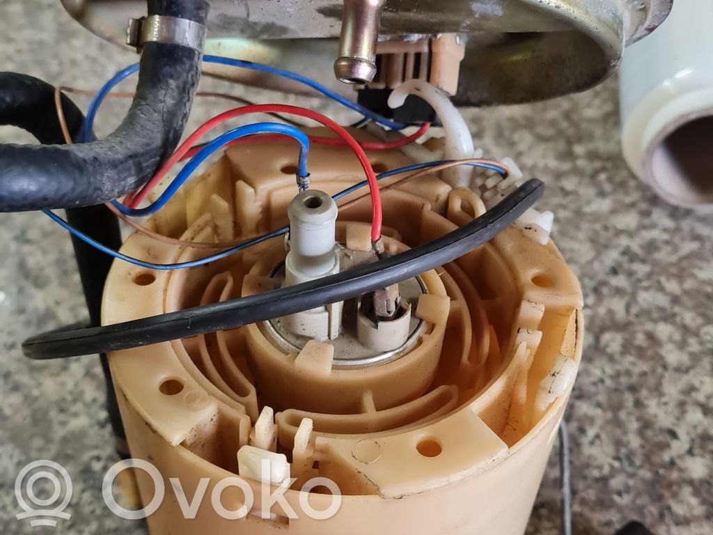 Polttoainesäiliön pumppu   090467291