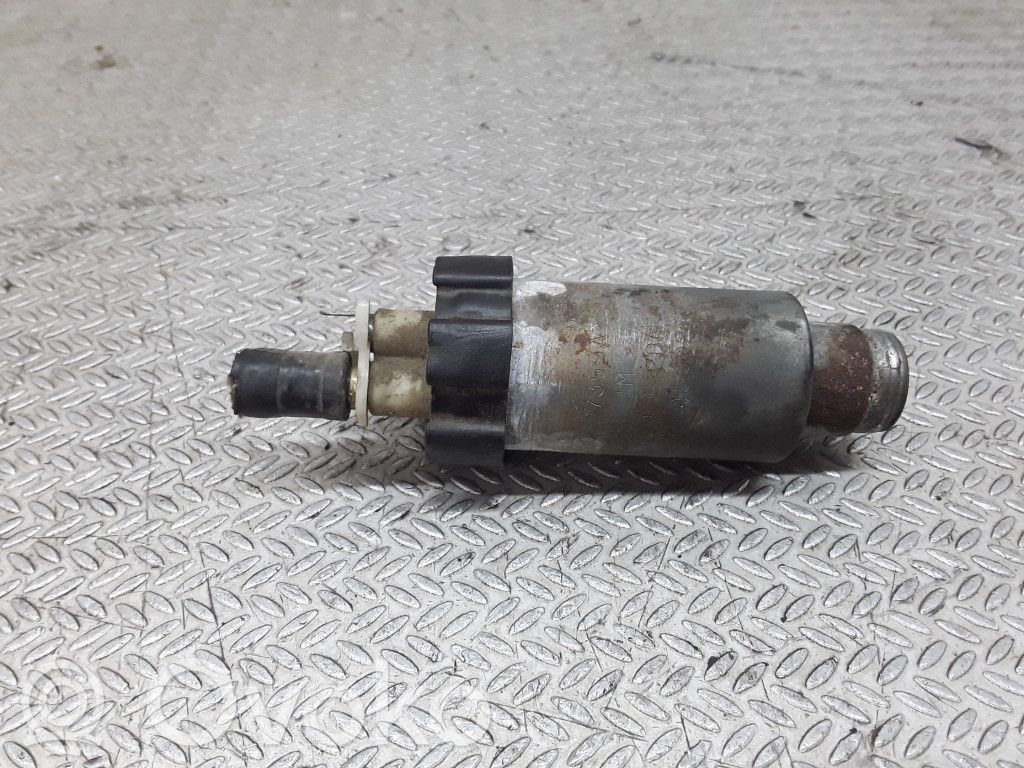 Renault Clio I Polttoainesäiliön pumppu 