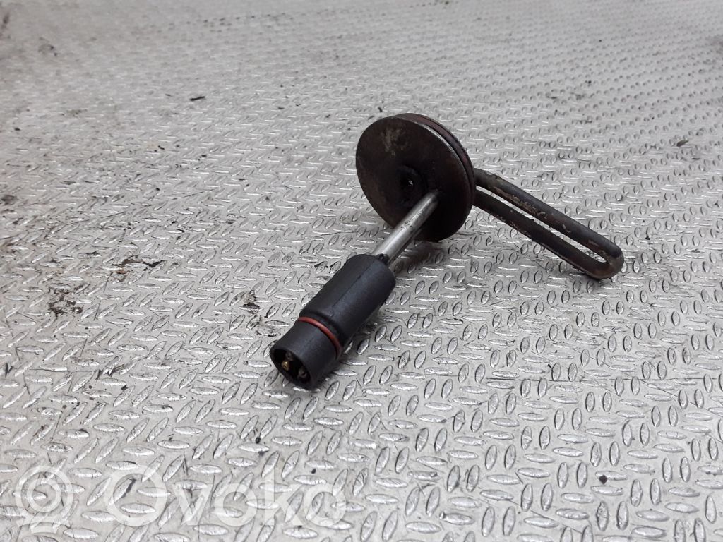Electric engine pre-heating system (optional)