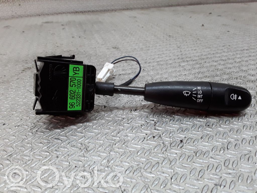 Chevrolet Aveo Wiper control stalk 